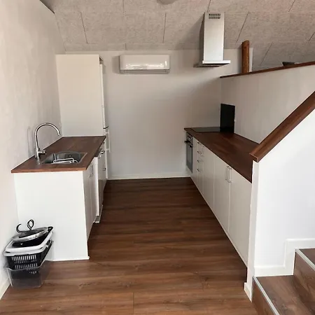 Appartement 8 Vaerelses - 3 *